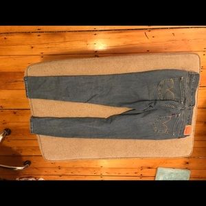 Levi’s 535 Super Skinny jeans